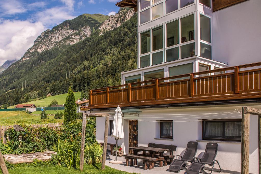 Ottohof - Feldblick Apartman Colle Isarco Kültér fotó